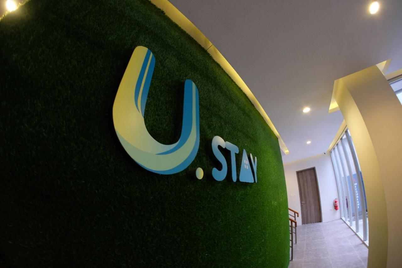 U Stay Hotel Tebet Jakarta Exteriör bild